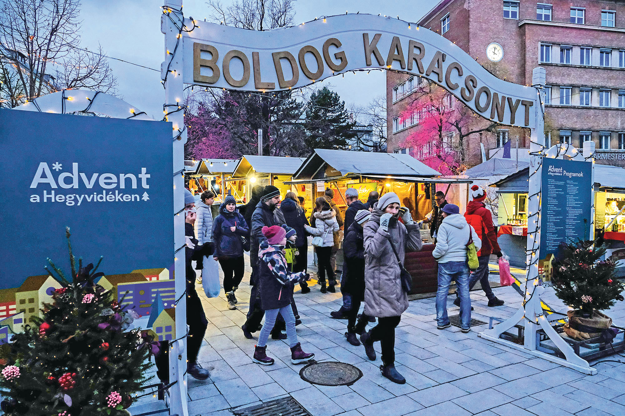Kedves_illatos_szorakoztato_karacsonyig_tart_az_adventi_vasar_2