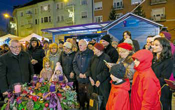 Kedves_illatos_szorakoztato_karacsonyig_tart_az_adventi_vasar_3