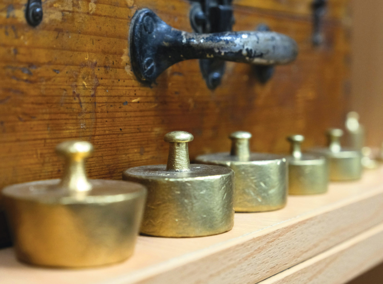 Egy_muzeum_ahol_a_targyak_jarnak_korbe_10