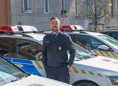 Dront_es_zebrakamerat_is_bevet_az_uj_rendorkapitany_3