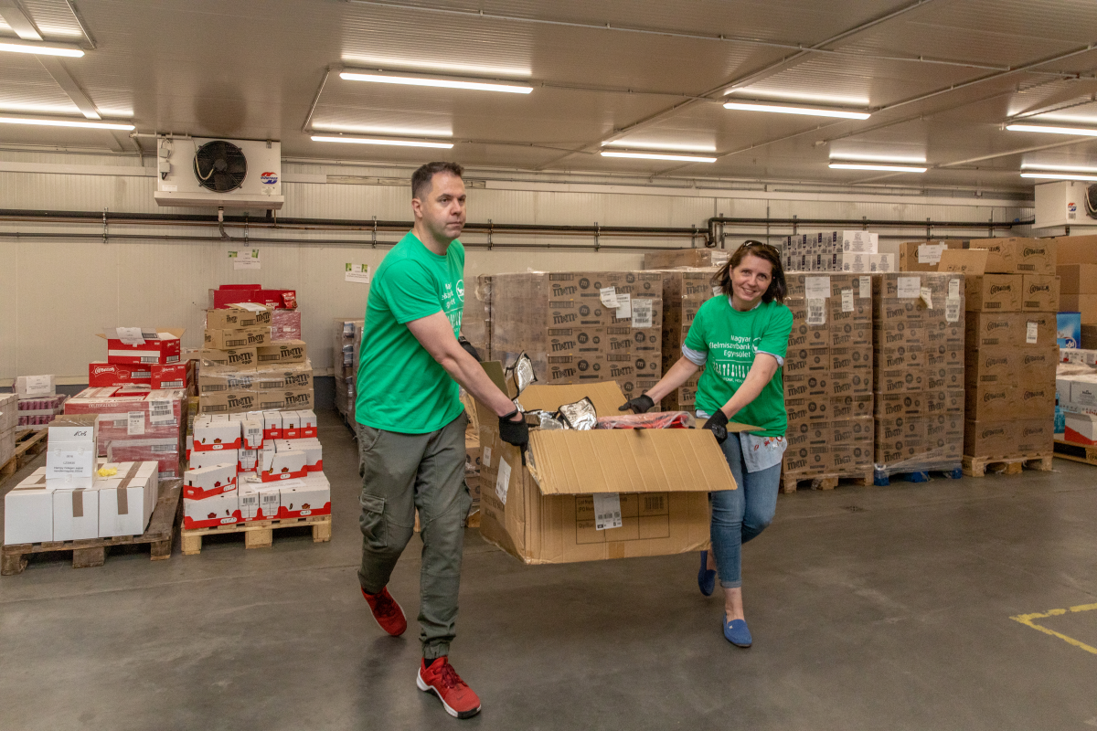 Ezer_forintbol_harmincezer__etelmentessel_1 Ezer_forintbol_harmincezer__etelmentessel_1