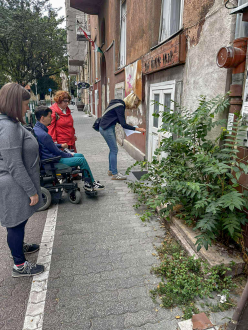 Gazdara_varnak_a_lerobbant_ingatlanok