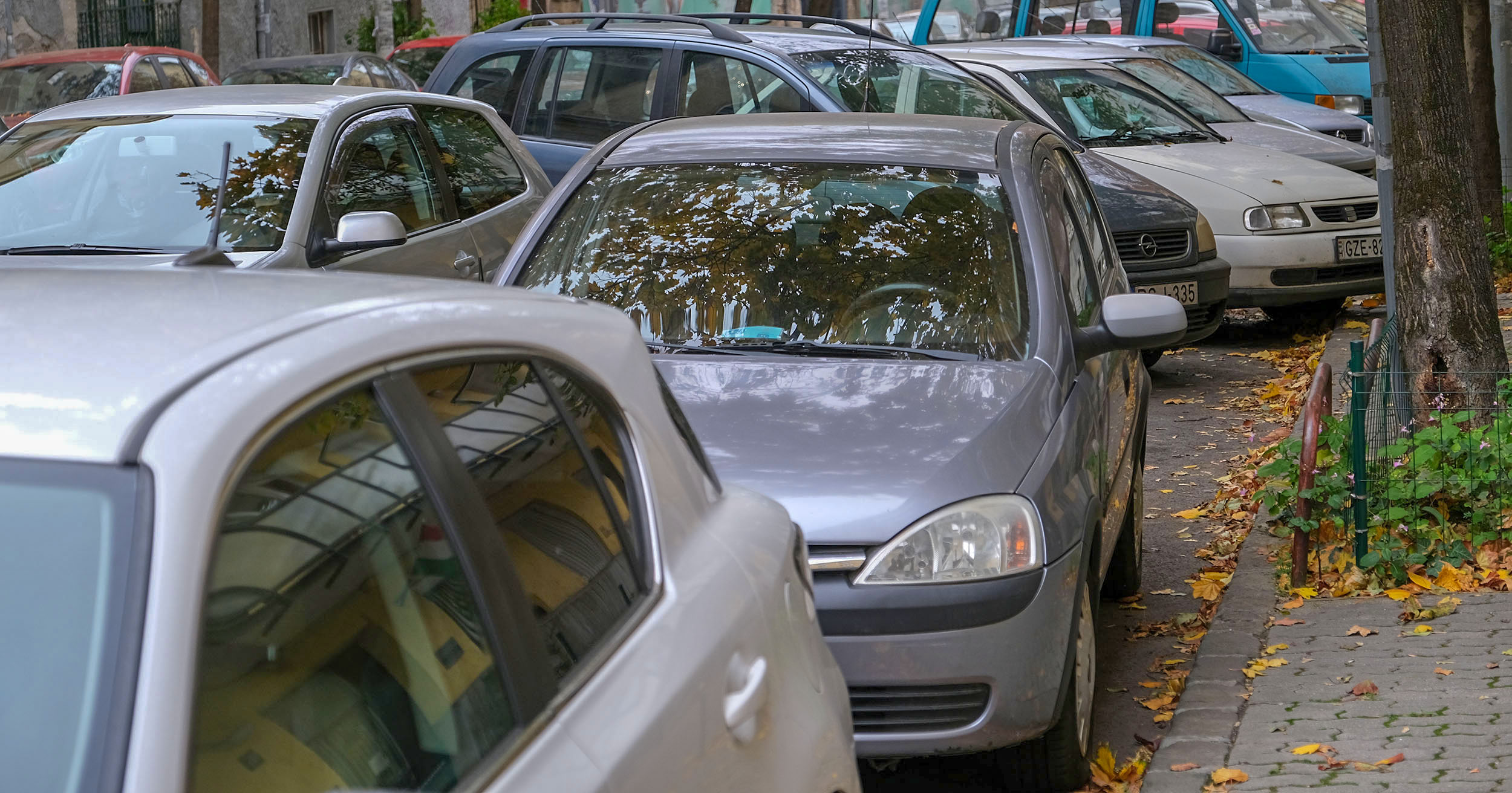 Megteltek_a_parkolohelyek_az_onkormanyzat_keresi_a_megoldast_1 Megteltek_a_parkolohelyek_az_onkormanyzat_keresi_a_megoldast_1