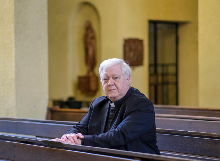 A_Fradi-kartyas_lelkipasztor_6