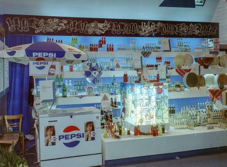 Kola_Turo_Rudi_diszko__de_mit_gondol_errol_a_dalolo_forendor_1