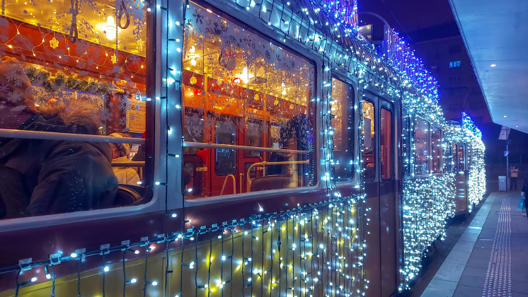 Legyen_boldog_a_karacsony_a_rossz_korulmenyek_kozott_eloknek_is Legyen_boldog_a_karacsony_a_rossz_korulmenyek_kozott_eloknek_is