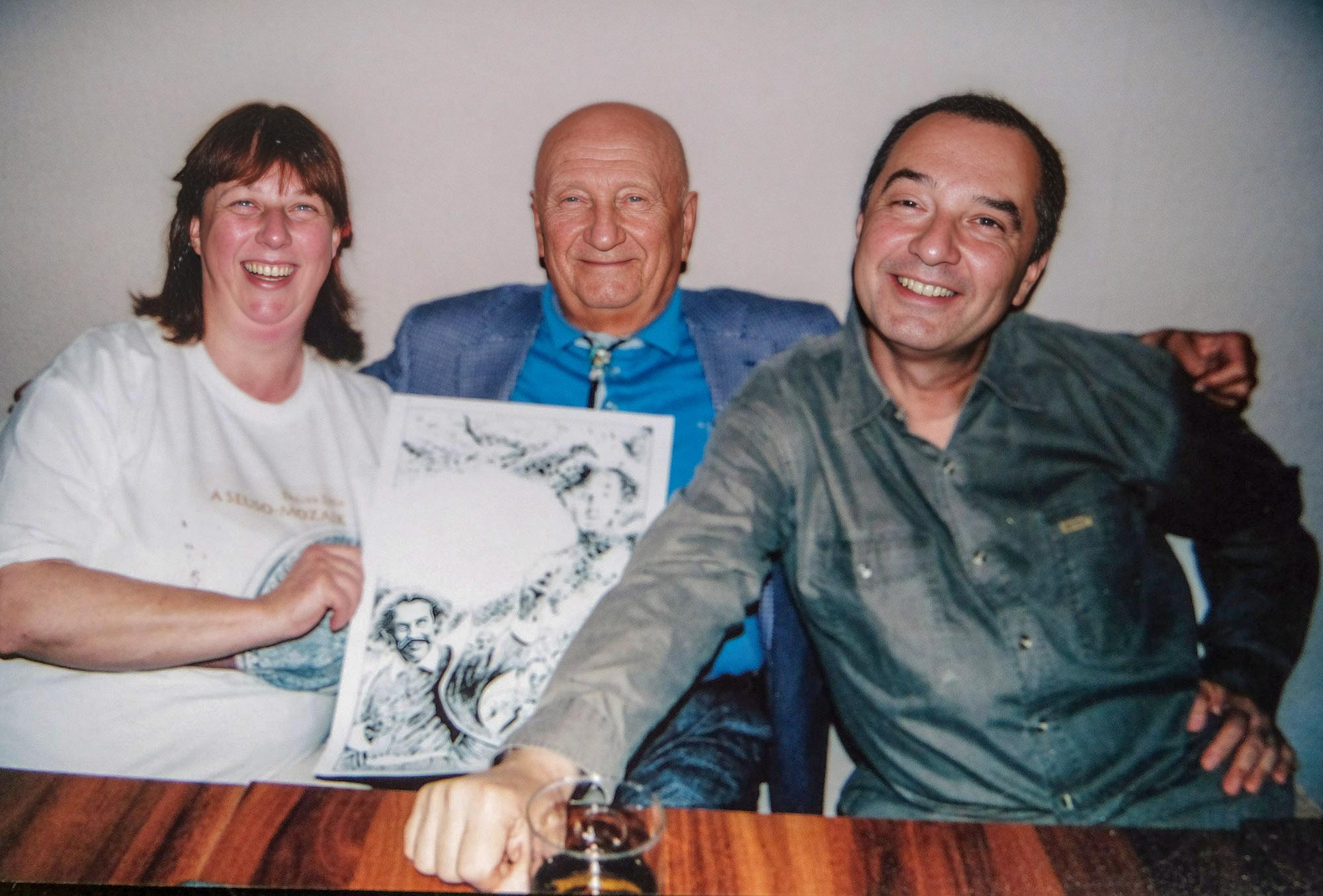 A_gyogyszeresz_sci-fi_iro_aki_60_evesen_ment_ferjhez_4