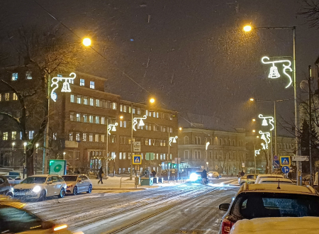 Szuksegszeru_hogy_ejszaka_is_fenyarba_boruljanak_varosaink