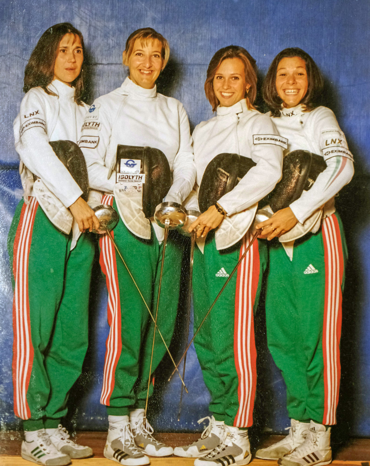 Aki_belekapaszkodott_a_vivasba_4