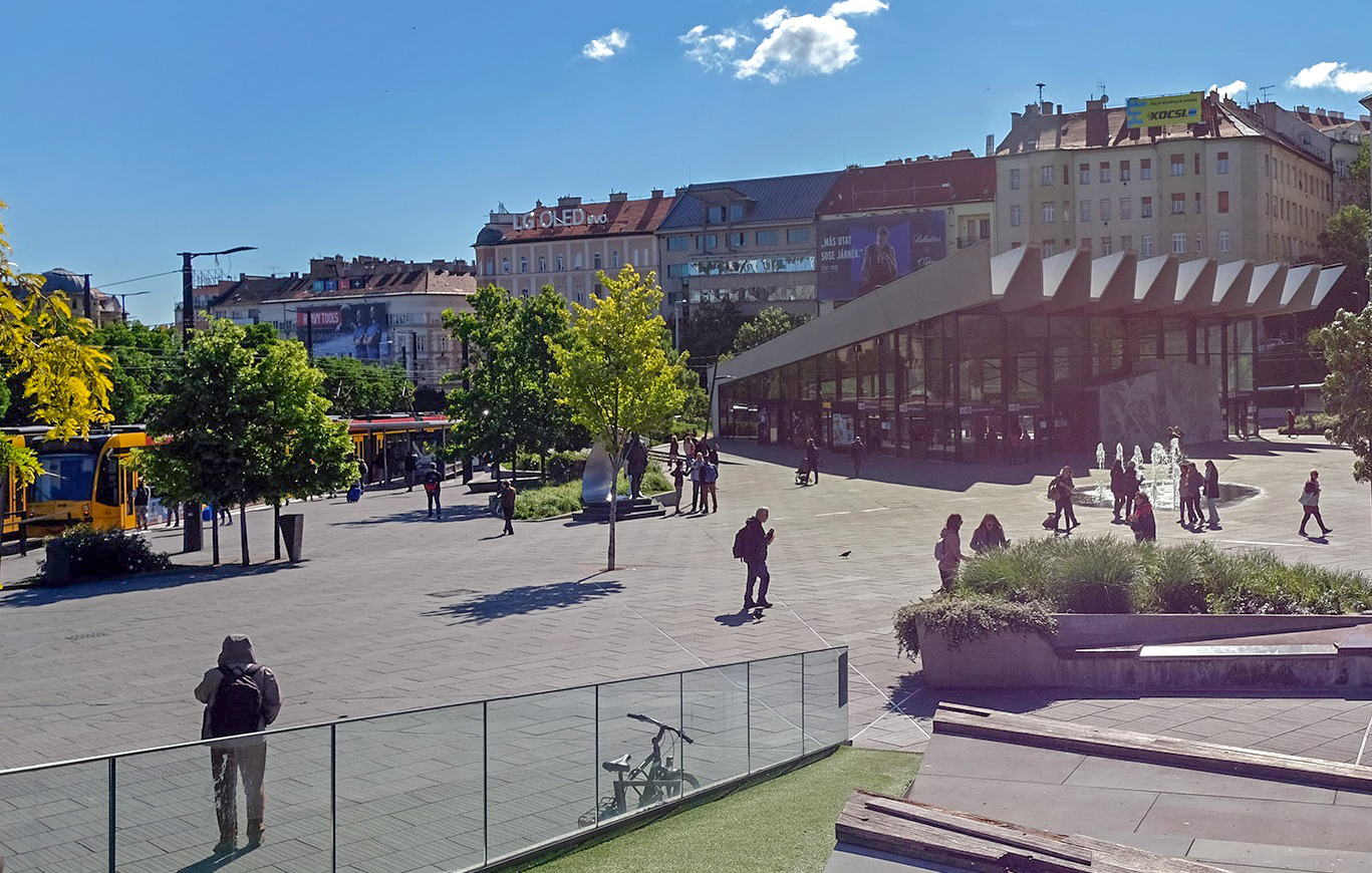 Hogyan_ujuljon_meg_a_Szell_Kalman_ter