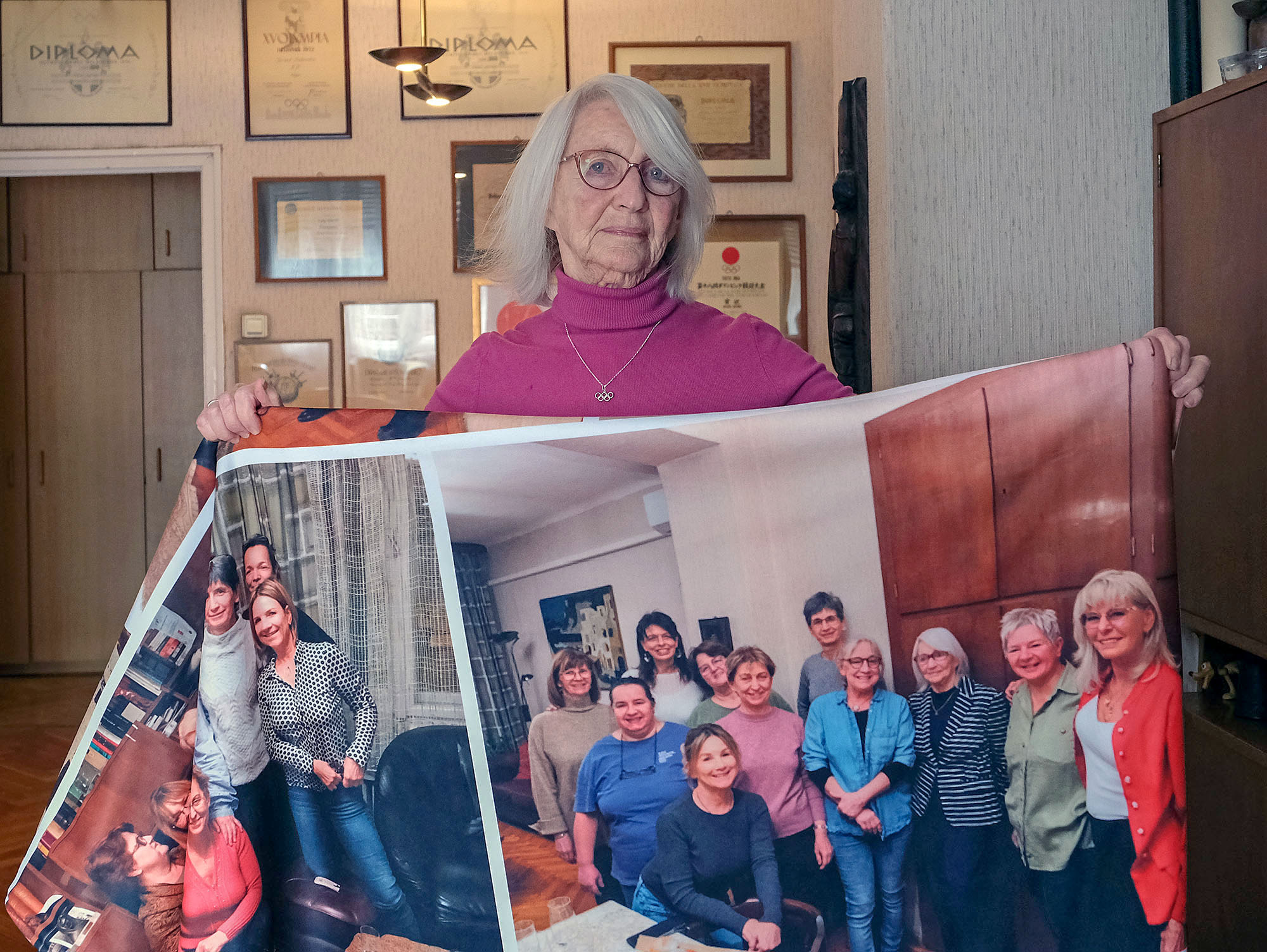 Pengevel_a_Harvardon_bordasfallal_otthon_3