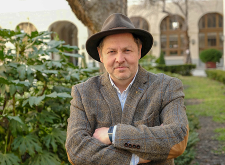 A_fiatal_fak_es_a_tizenhetezer_onkentes_varosa_5